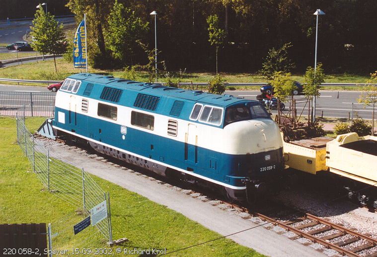V200 058