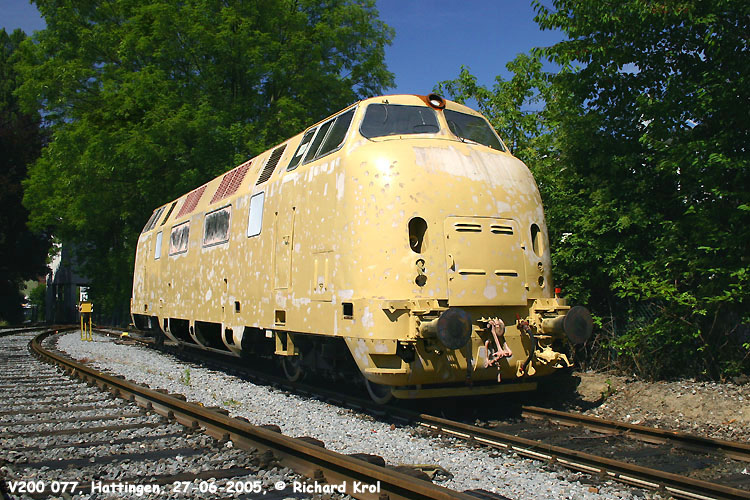 V200 077